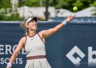 开云-包含阿扎伦卡在巴塞罗那比赛中大比分获胜，最后时刻胜出引发热议！的词条